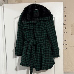 Zeagoo Green and Black Trench Coat